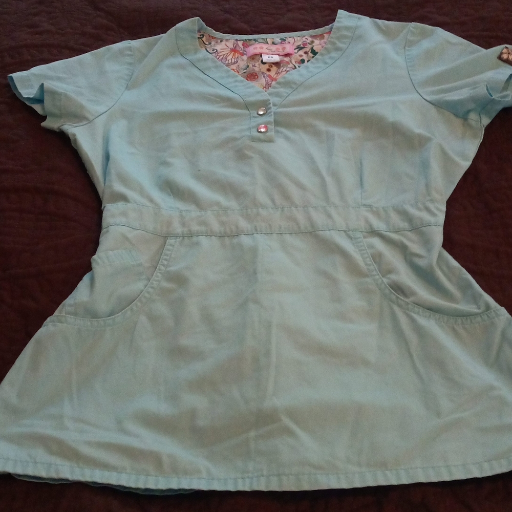 Scrub top
